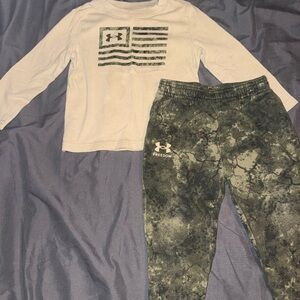 Under Armour Cream and Camouflage Kids Matching Set